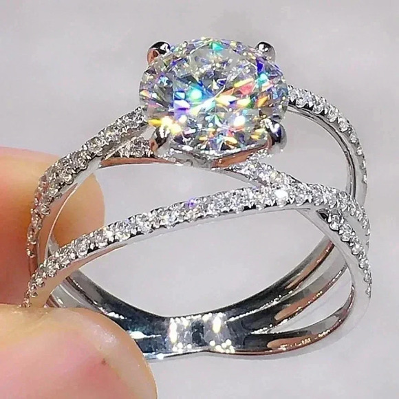 ▶Engagement CZ Clear Super Large Silver Plated Wedding Beautiful Ring, K993 - Picture 2 of 9